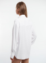 Блузка оверсайз из креповой вискозы с нагрудными карманами oodji для женщины (белый), 11411228/50825/1000N