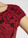 Платье облегающего силуэта из фактурной ткани oodji для женщины (красный), 14001139-3/43631/2945F