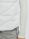 Жилет стеганый с капюшоном oodji для женщины (белый), 19400016-3B/48931/1000N