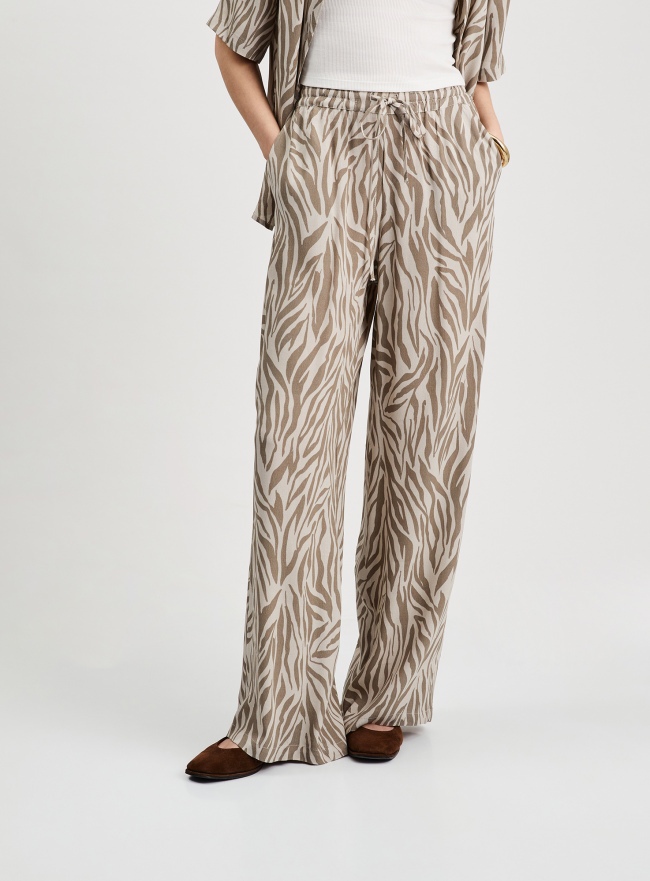 Брюки широкие из вискозы oodji для Женщины (бежевый), 13F09007/50825/3333A