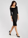 Платье облегающее с вырезом-лодочкой oodji для женщины (черный), 14017001/42376/2900N