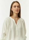 Блузка свободного силуэта с V-образным вырезом oodji для Женщины (белый), 21414006/52977/1200N